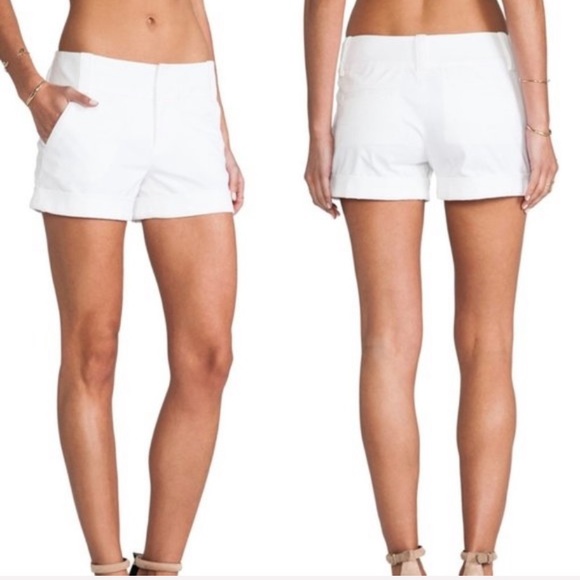 Alice Olivia Cady Shorts In White Size 